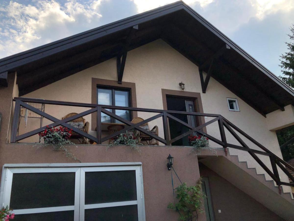 Apartmani Joma Баина Баща Екстериор снимка