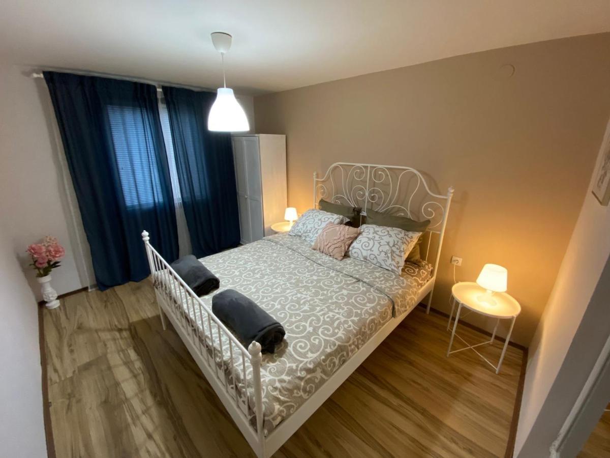 Apartmani Joma Баина Баща Екстериор снимка