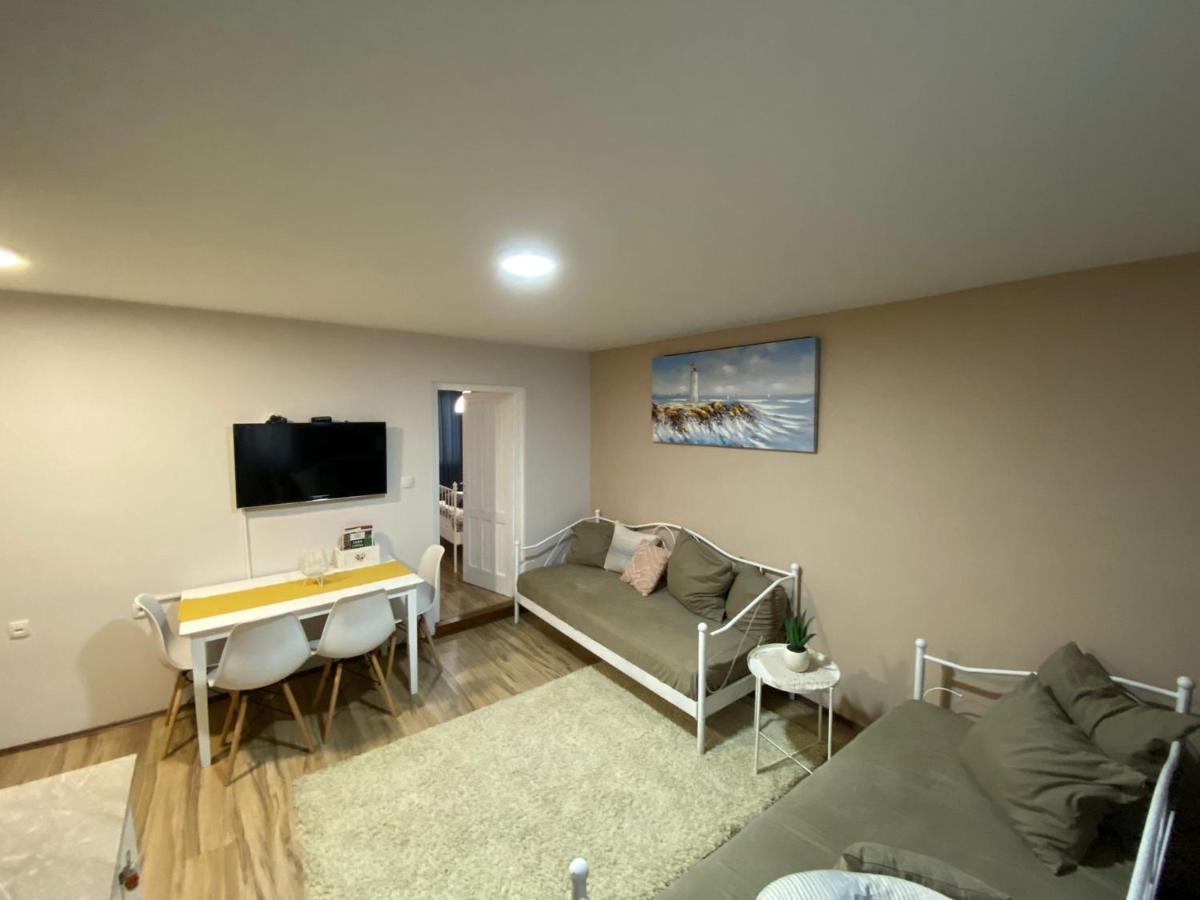 Apartmani Joma Баина Баща Екстериор снимка